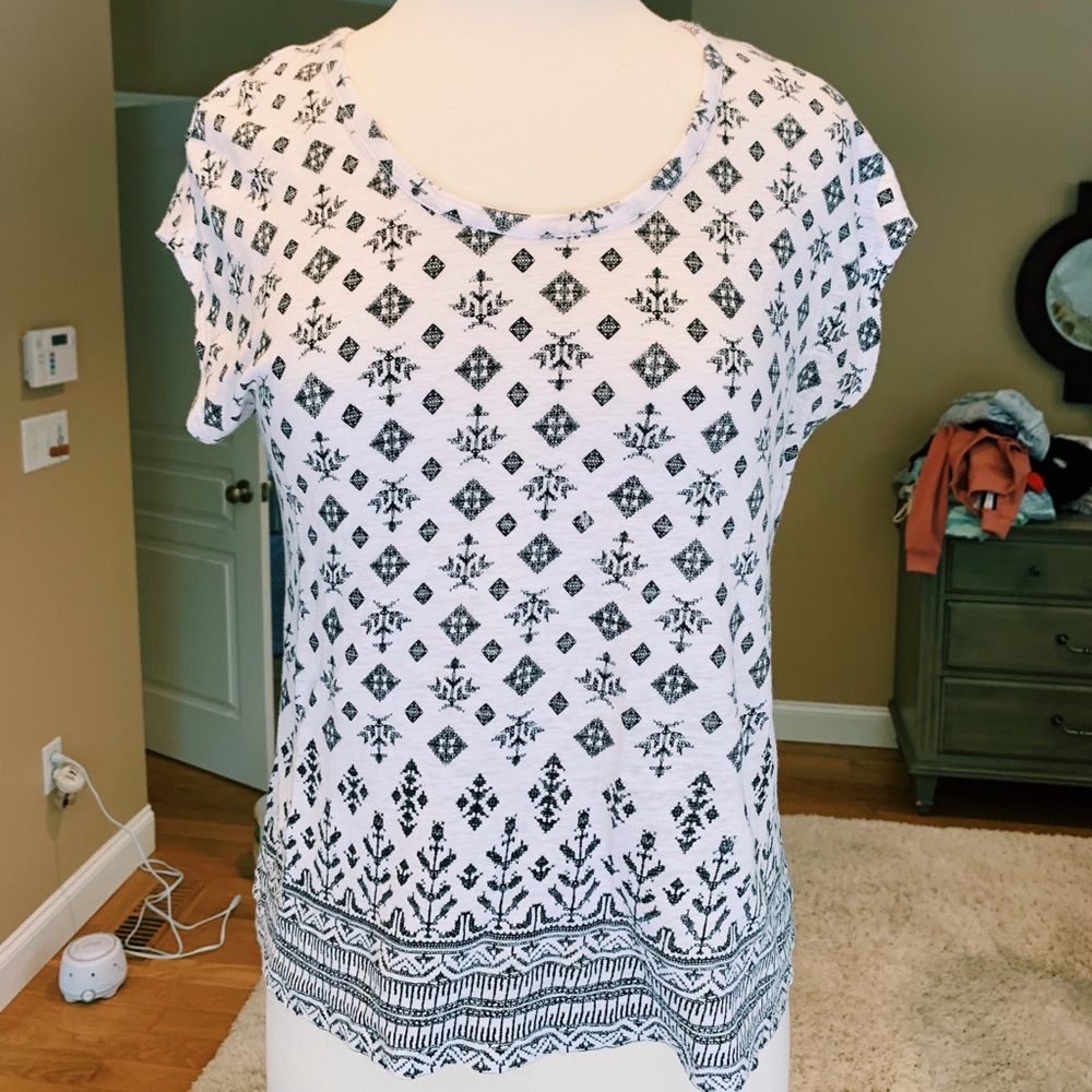 Patterned Scoop-Neck